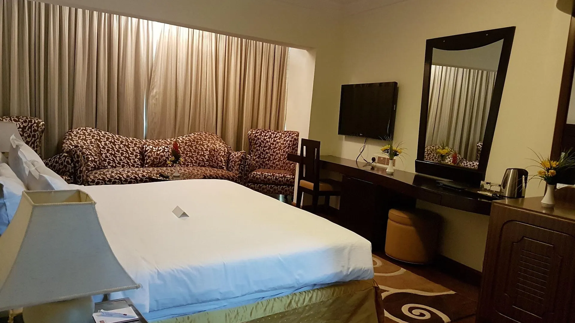 Al Jawhara Metro Hotel Dubai
